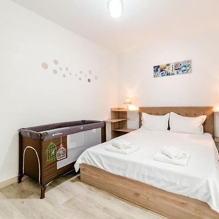 Derya Suites - Mamaia Nord Navodari Bagian luar foto
