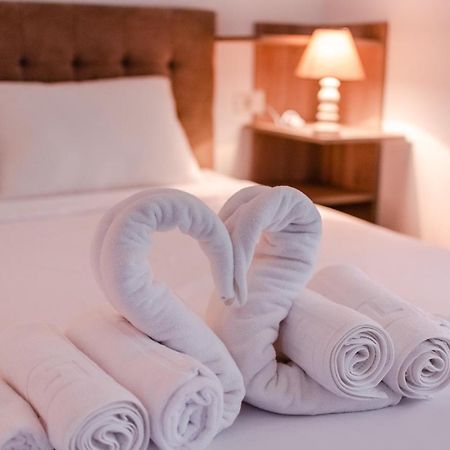 Derya Suites - Mamaia Nord Navodari Bagian luar foto