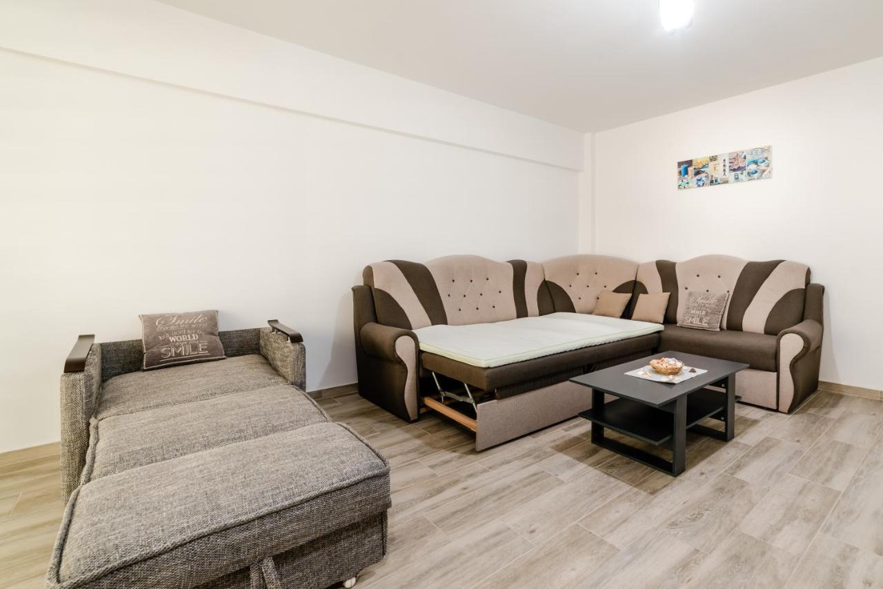 Derya Suites - Mamaia Nord Navodari Bagian luar foto