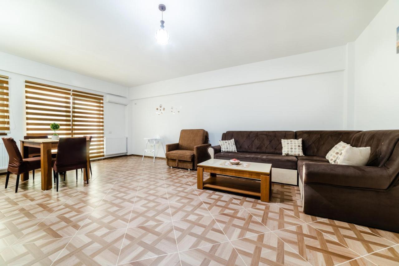 Derya Suites - Mamaia Nord Navodari Bagian luar foto