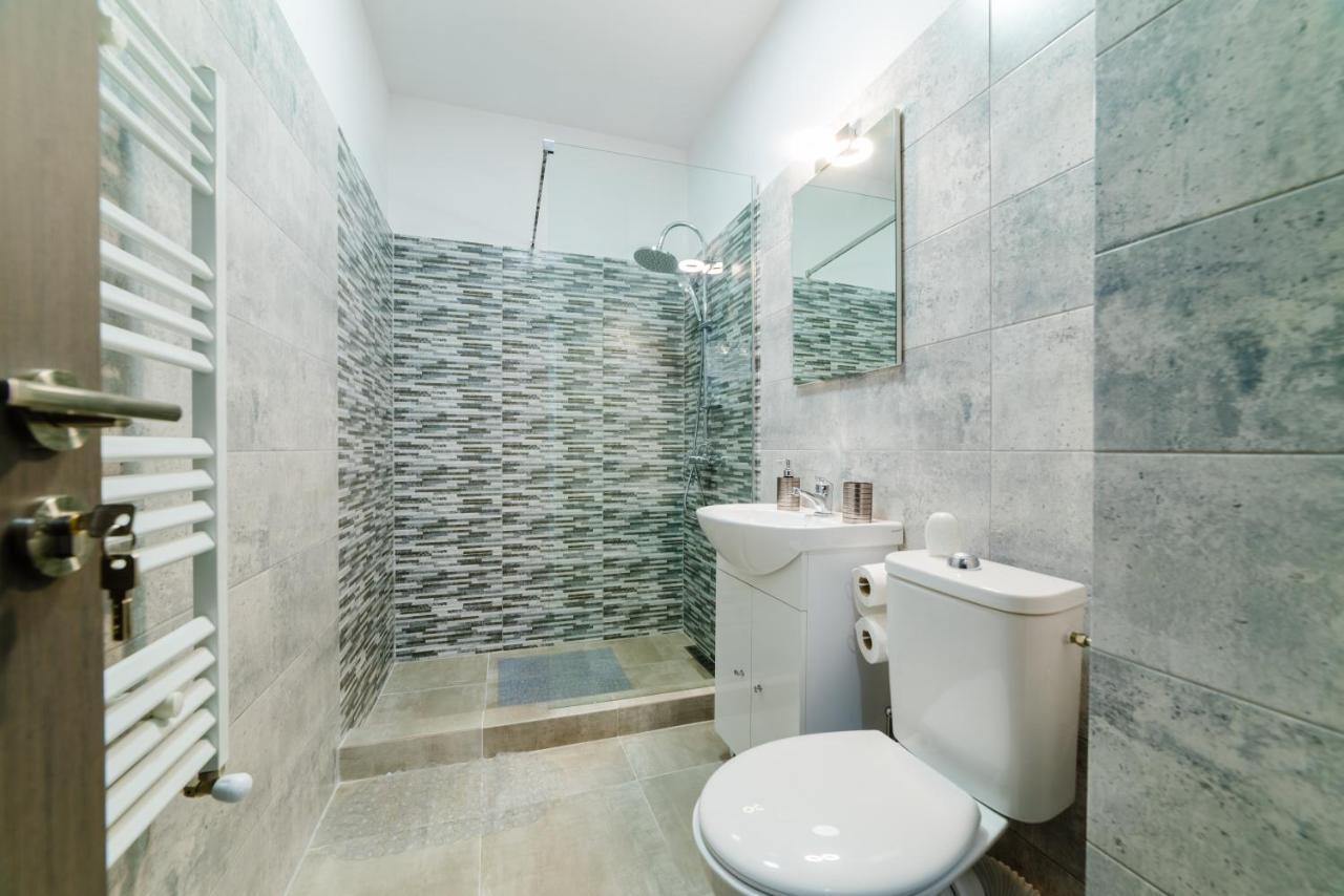 Derya Suites - Mamaia Nord Navodari Bagian luar foto