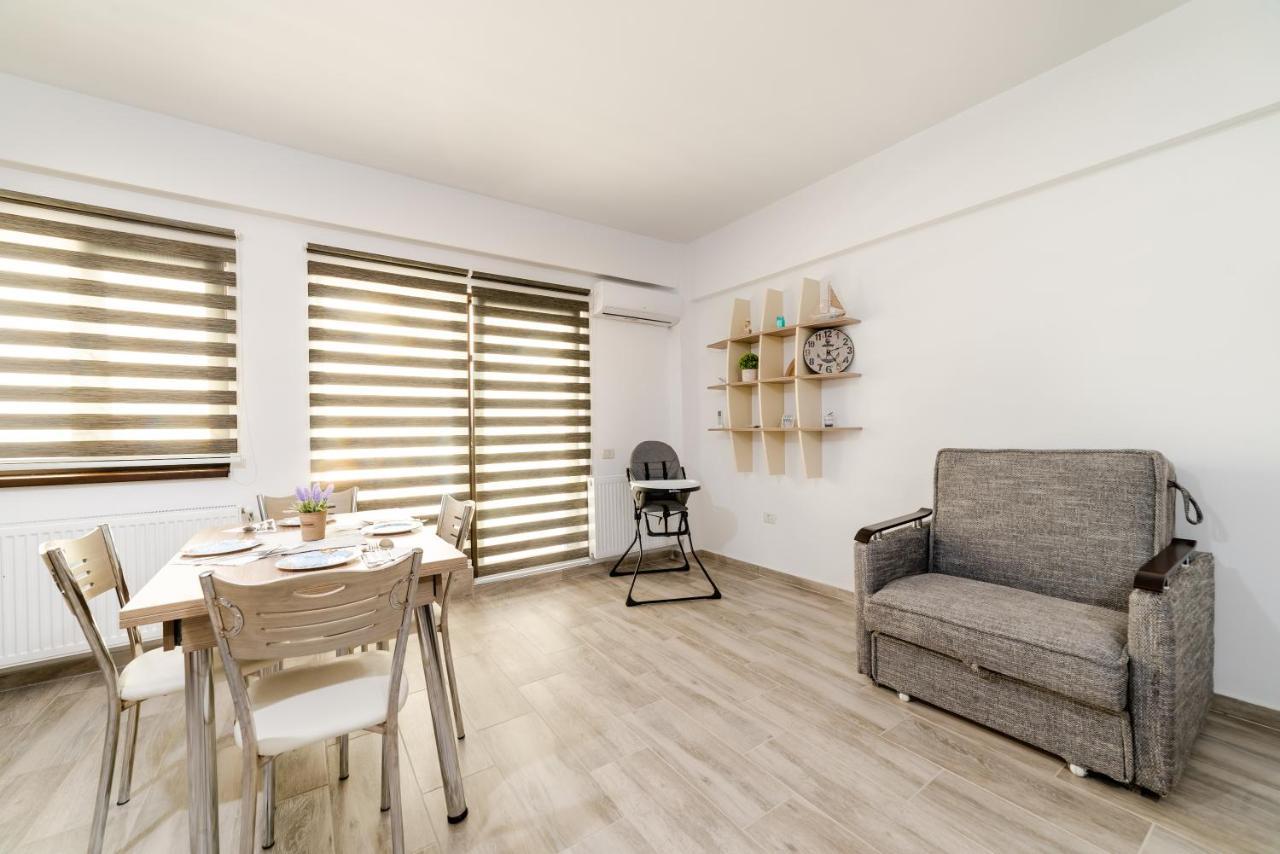 Derya Suites - Mamaia Nord Navodari Bagian luar foto