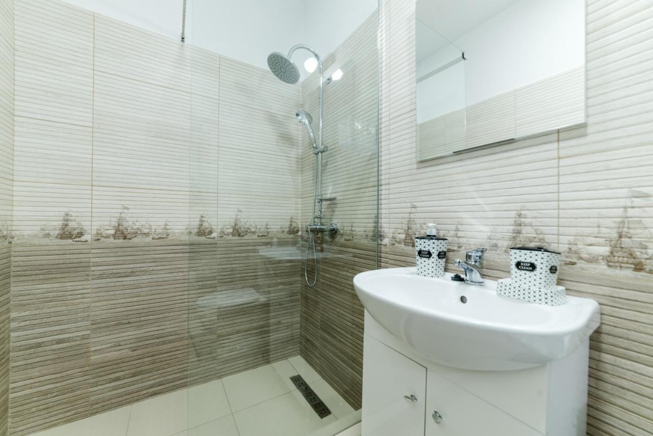 Derya Suites - Mamaia Nord Navodari Bagian luar foto