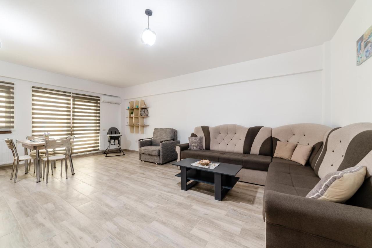 Derya Suites - Mamaia Nord Navodari Bagian luar foto